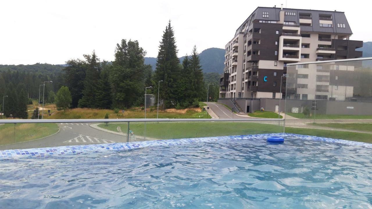 Luxury Mountain Apartment Пояна Брашов Екстериор снимка
